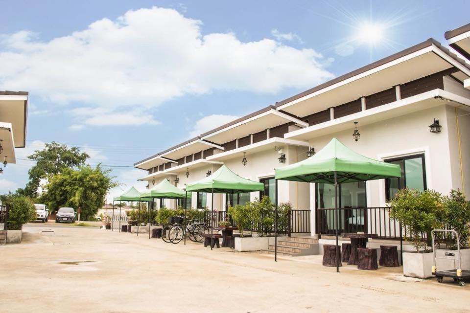 Thongsuk Mini Resort بران بوري المظهر الخارجي الصورة