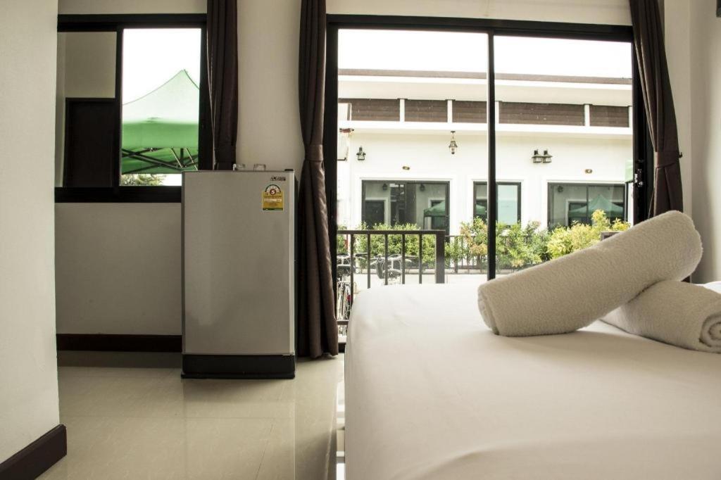 Thongsuk Mini Resort بران بوري المظهر الخارجي الصورة